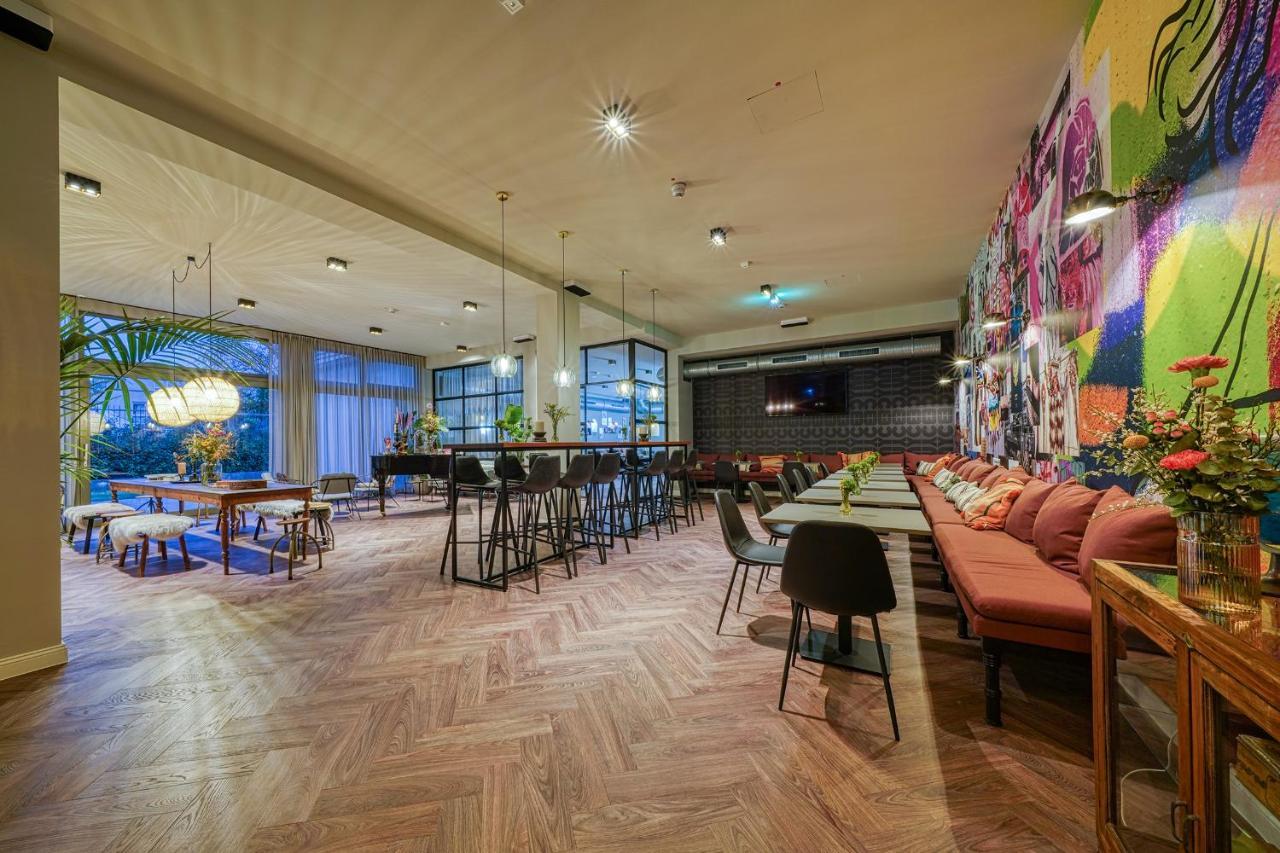 Vienna House Easy By Wyndham Bonn City Екстериор снимка