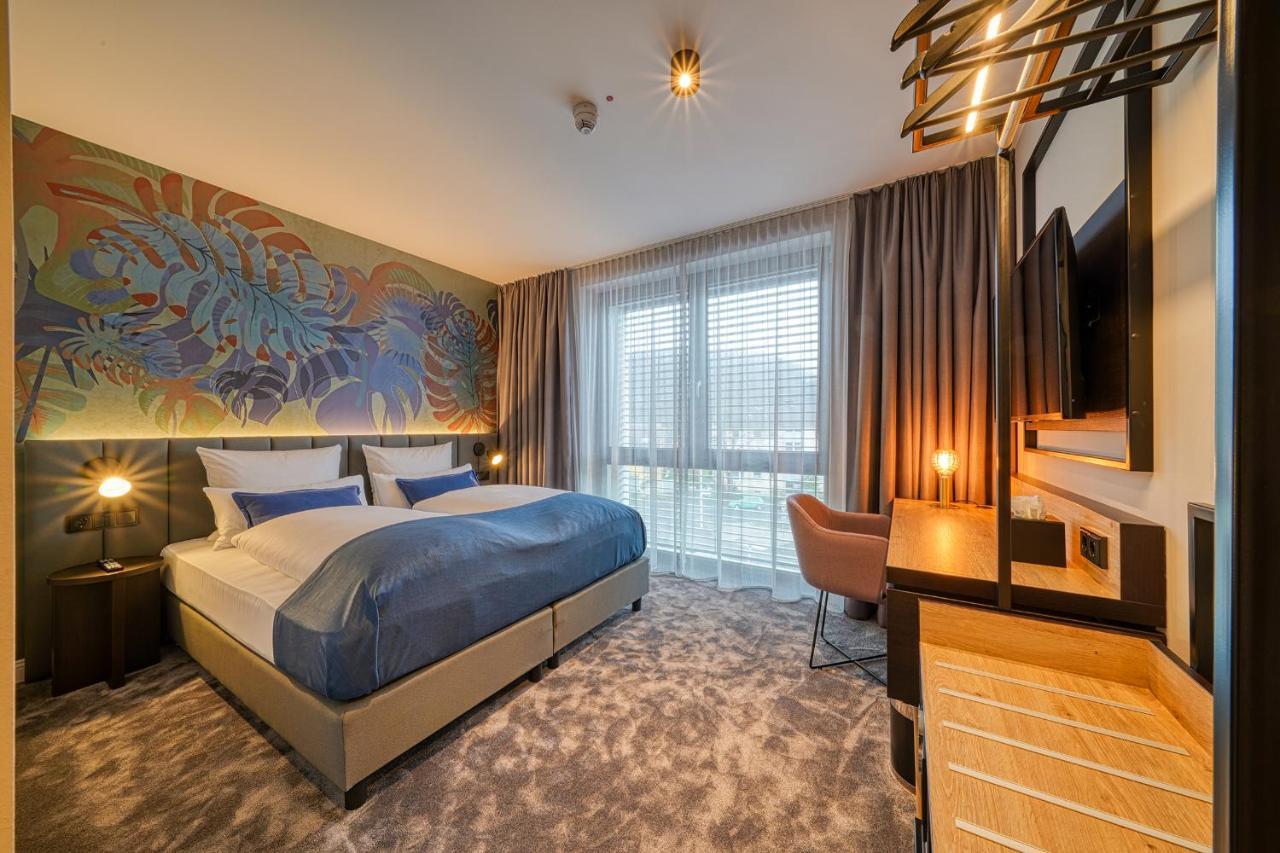 Vienna House Easy By Wyndham Bonn City Екстериор снимка